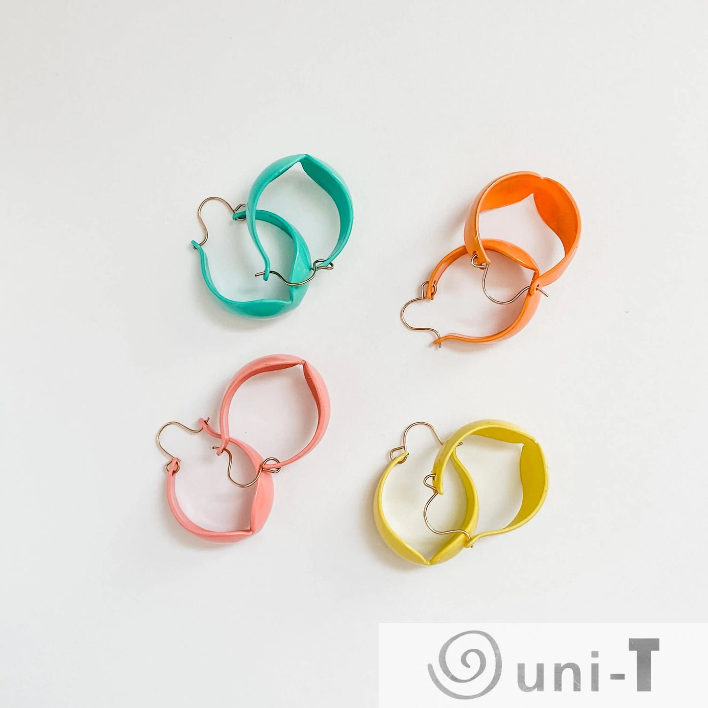 Girly Enamel Hoops Lisa Trachtman