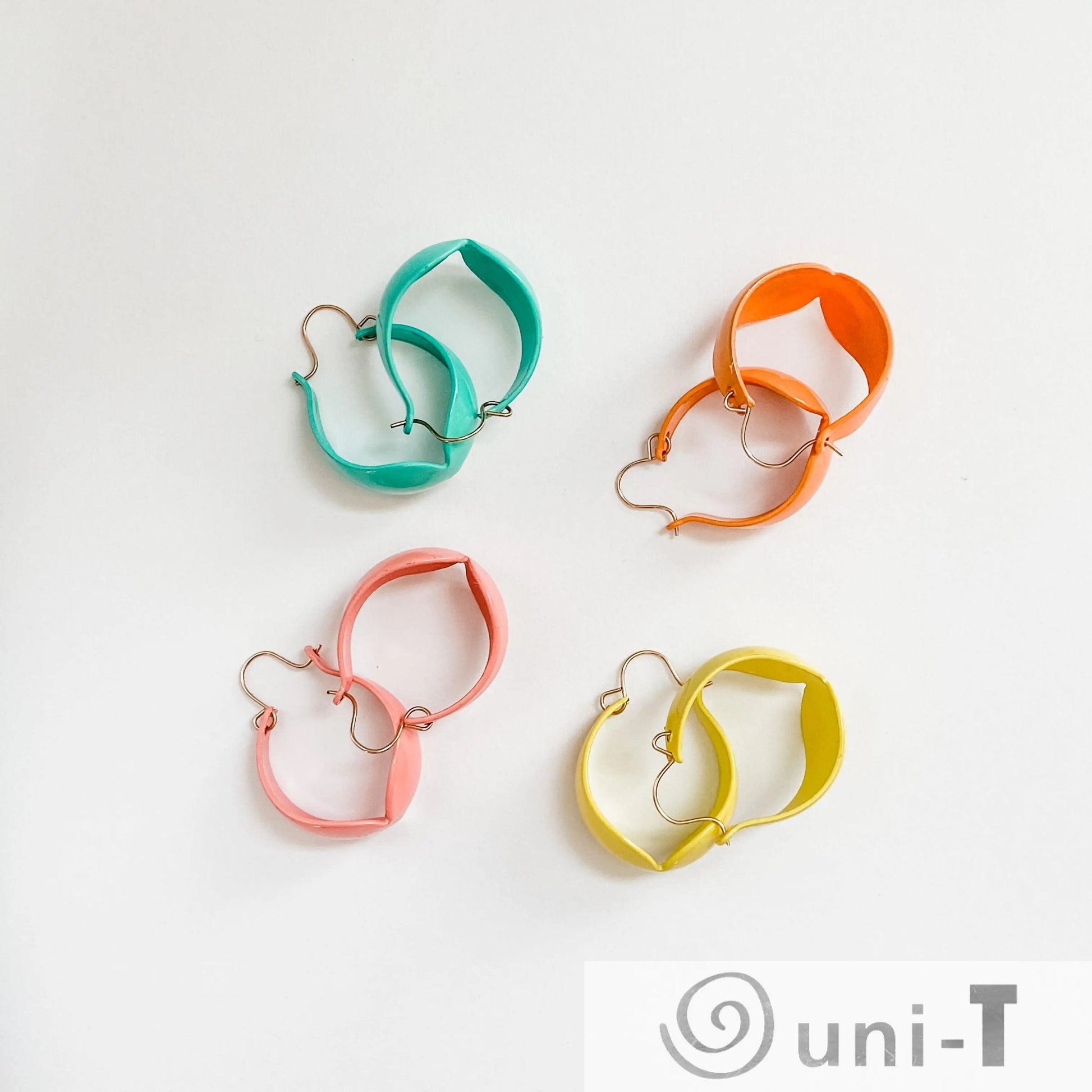 Girly Enamel Hoops Lisa Trachtman