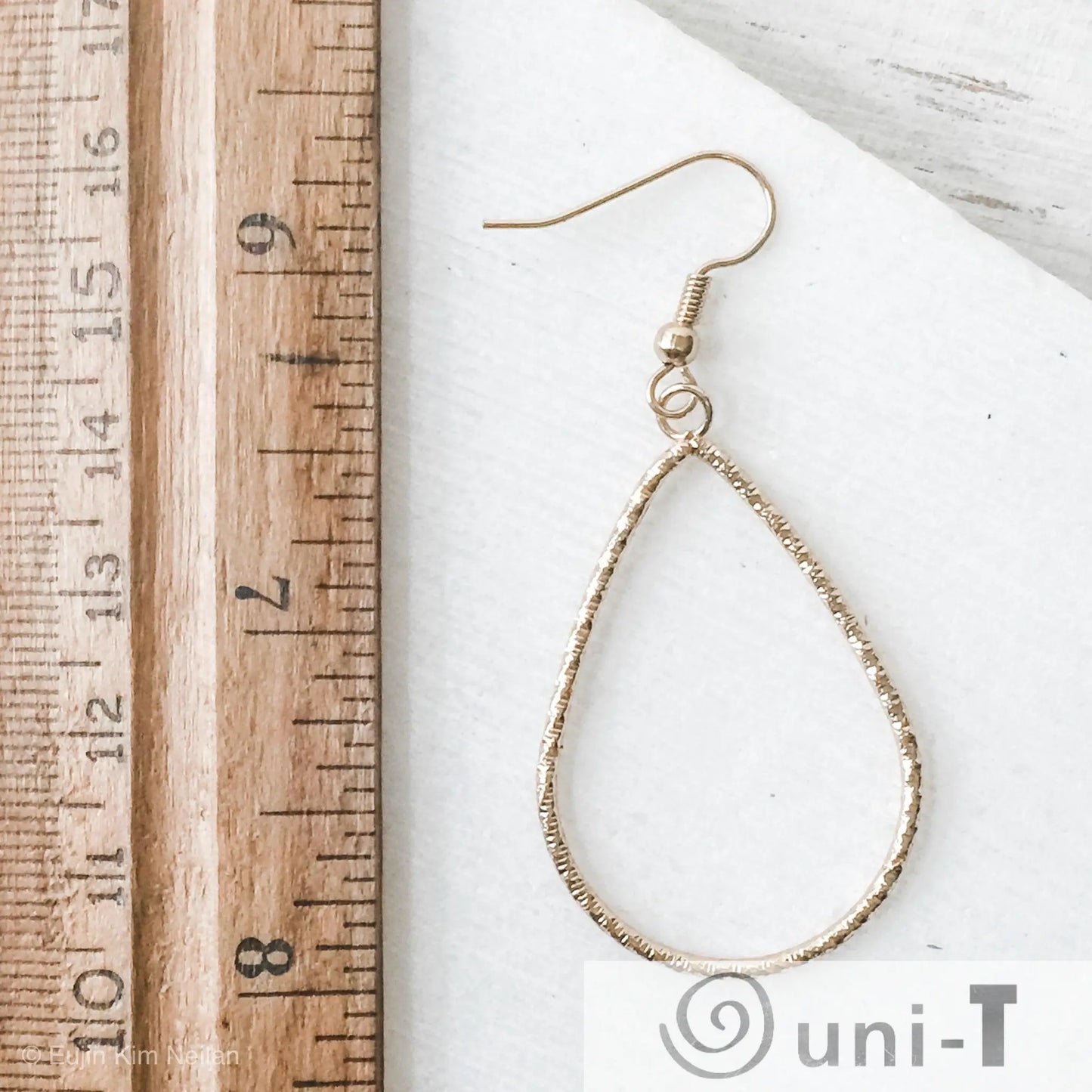 Gold plated Teardrops Dangle Earrings Lisa Trachtman