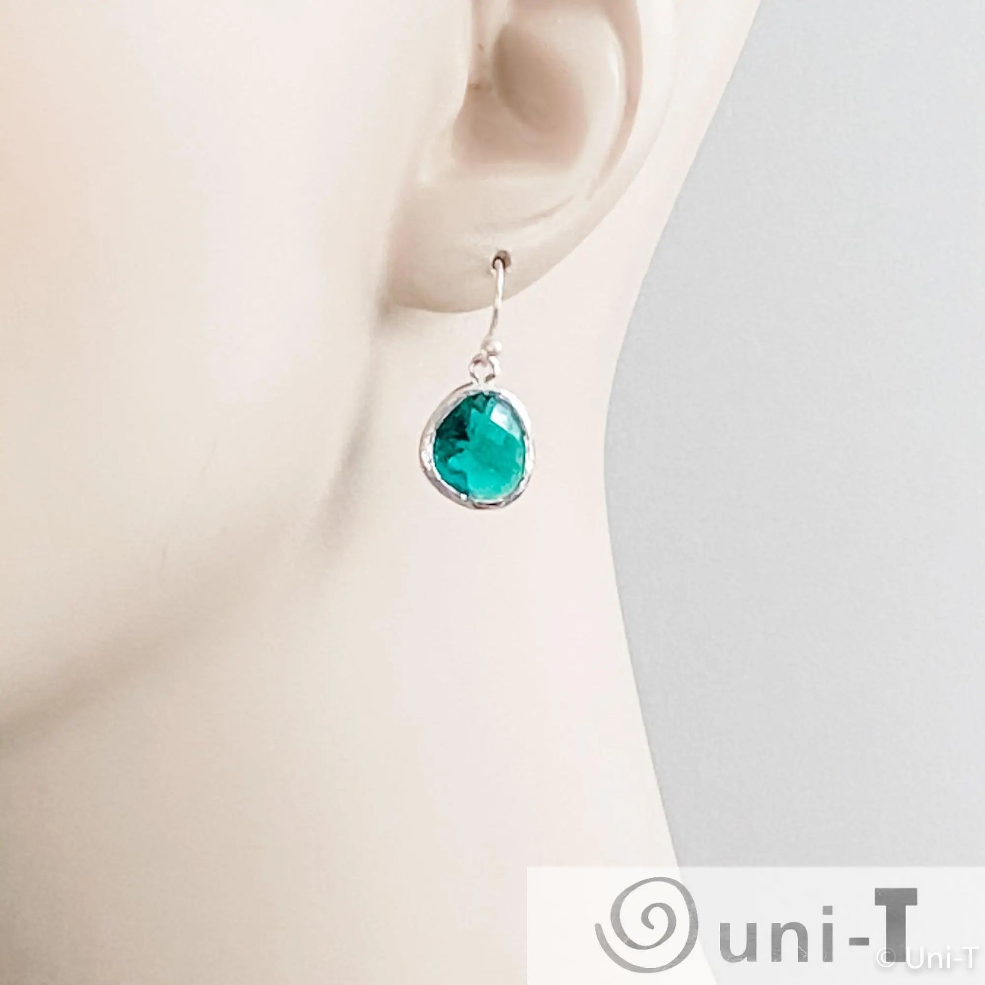 Green Small Gem Drop Earrings Lisa Trachtman