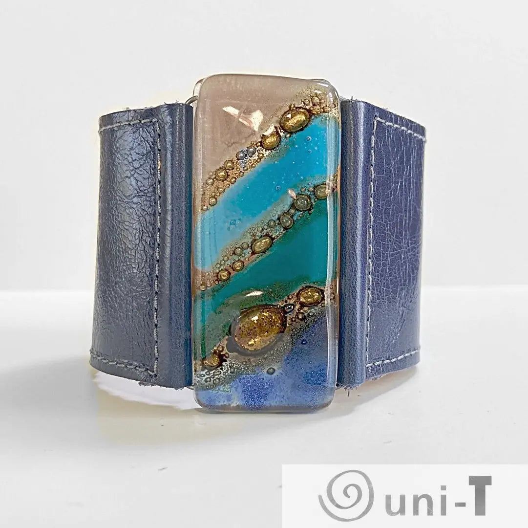 Handmade Leather Cuff with Recycled Fused Glass - Large Carolina Portillo