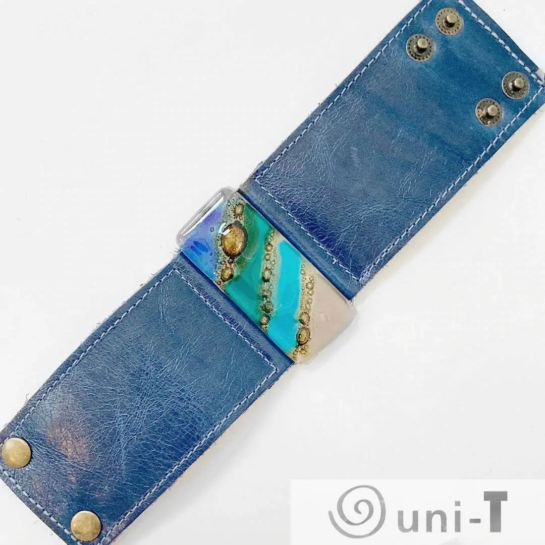 Handmade Leather Cuff with Recycled Fused Glass - Large Carolina Portillo