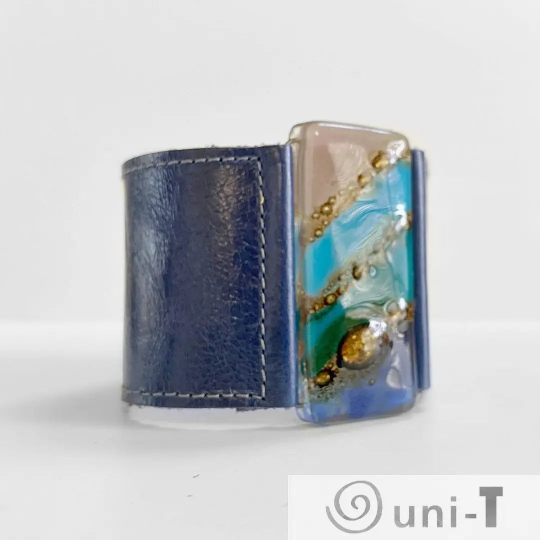 Handmade Leather Cuff with Recycled Fused Glass - Large Carolina Portillo