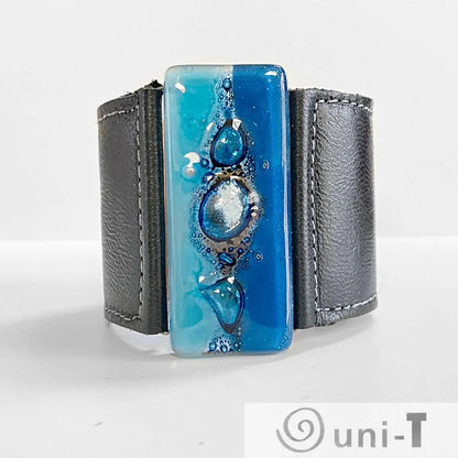 Handmade Leather Cuff with Recycled Fused Glass - Large Carolina Portillo