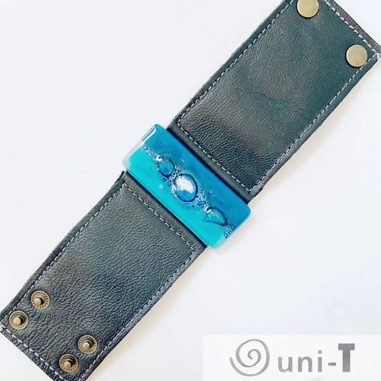 Handmade Leather Cuff with Recycled Fused Glass - Large Carolina Portillo