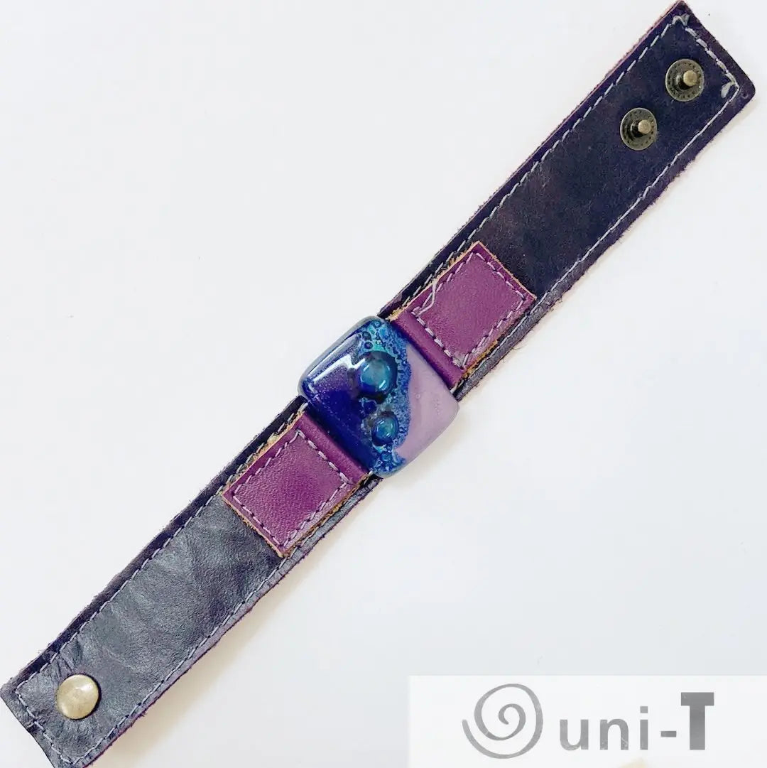 Handmade Leather Cuff with Recycled Fused Glass - Narrow Carolina Portillo