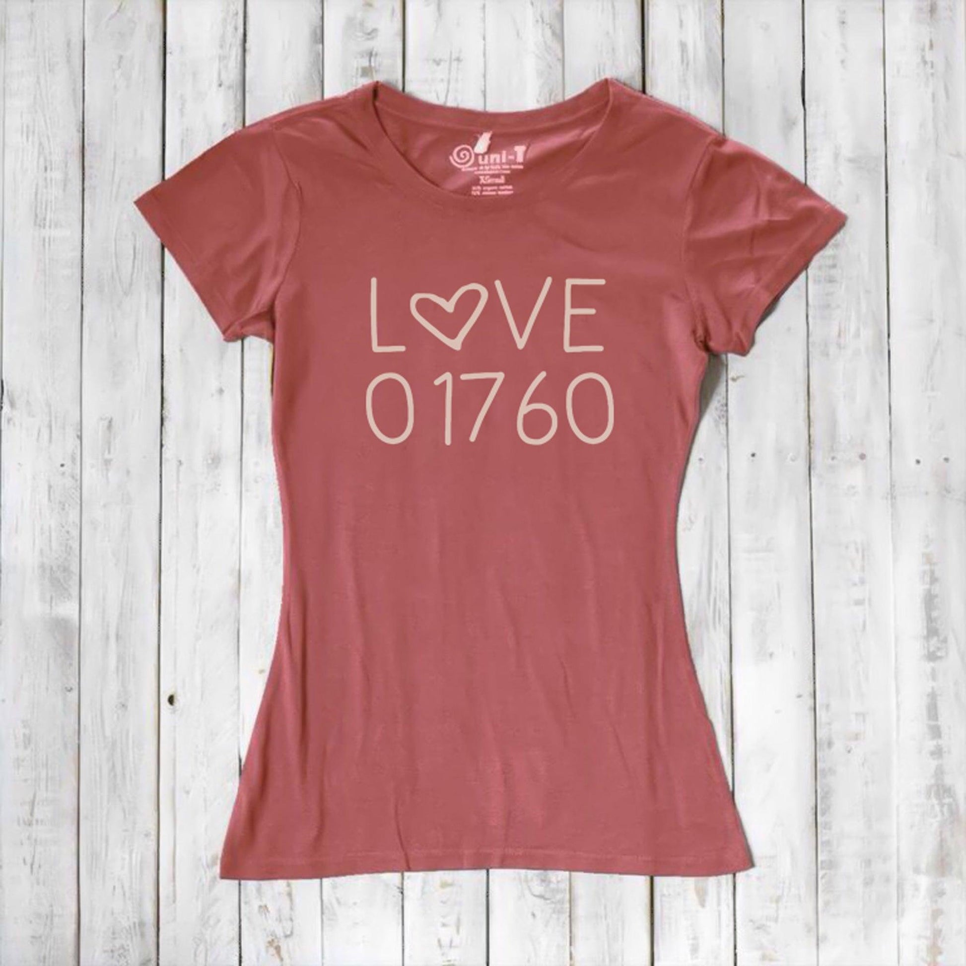 Love 01760 T-shirt for Women Natick Service Council