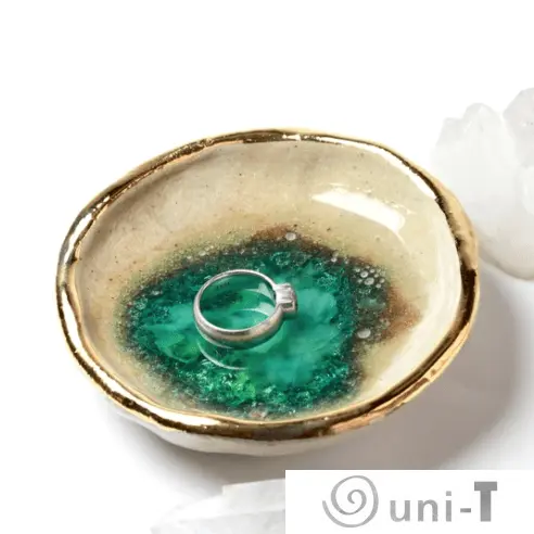 Malachite Oyster Ring Dish, Chakra Bowl, 22k Gold Ceramic Bowl Liza Curtis