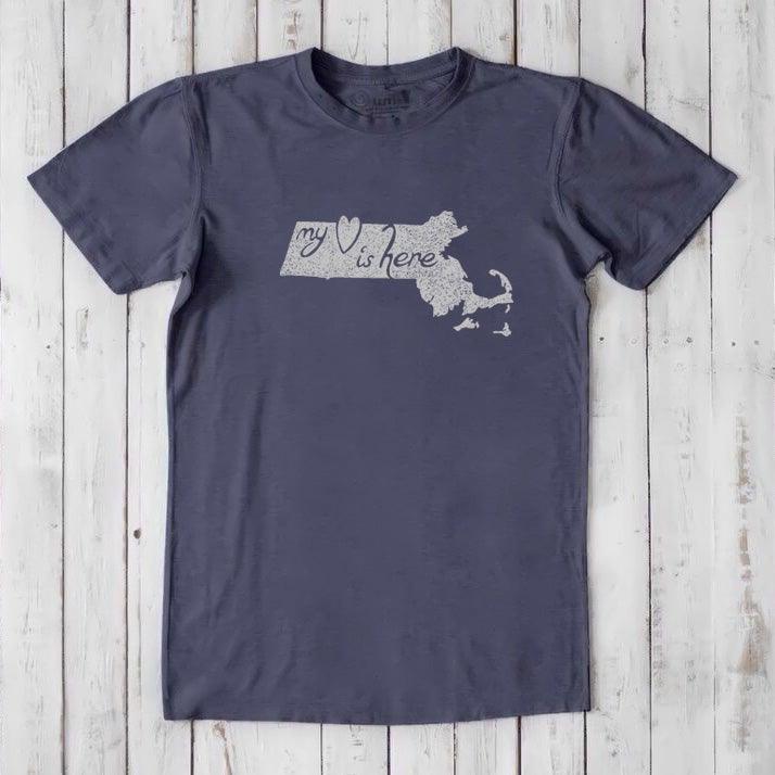 Charcoal gray Massachusetts T-Shirt for men with eco-friendly bamboo and organic cotton fabric, featuring 'My Heart Is Here' print.