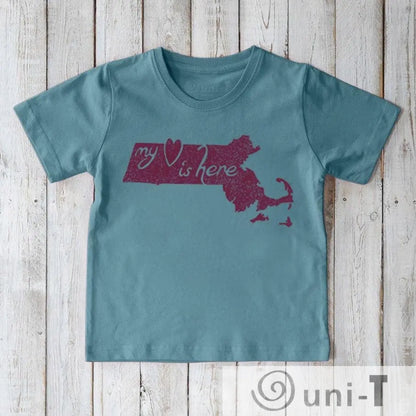 Blue organic cotton T-shirt for kids with maroon Massachusetts state print and 'My Heart Is Here' slogan. Sustainable tee by Uni-T.