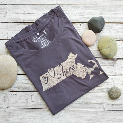 My Heart Is Here - Grab & Go  for Women Uni-T