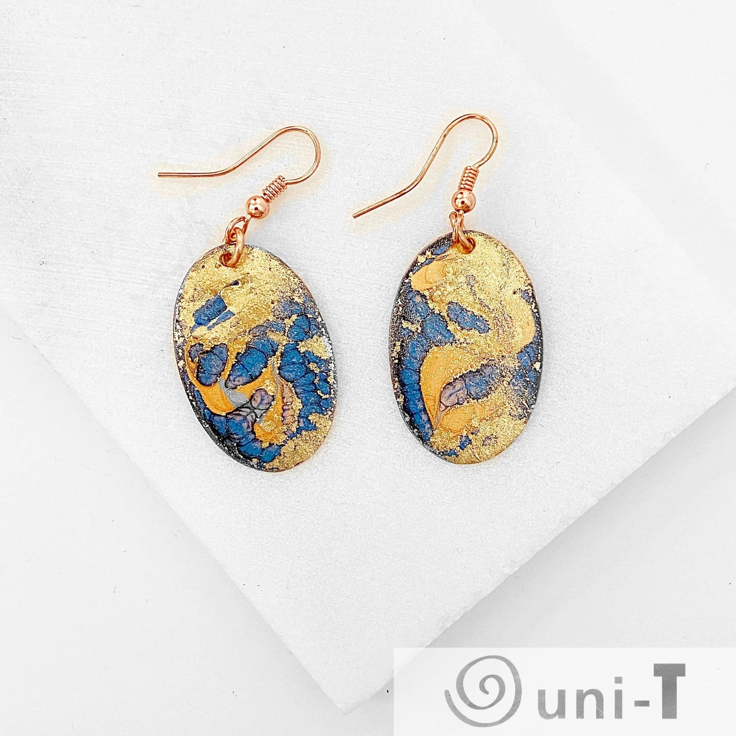 Oval Enamel Enamel Painted Earrings & Necklace Sandrine Colson