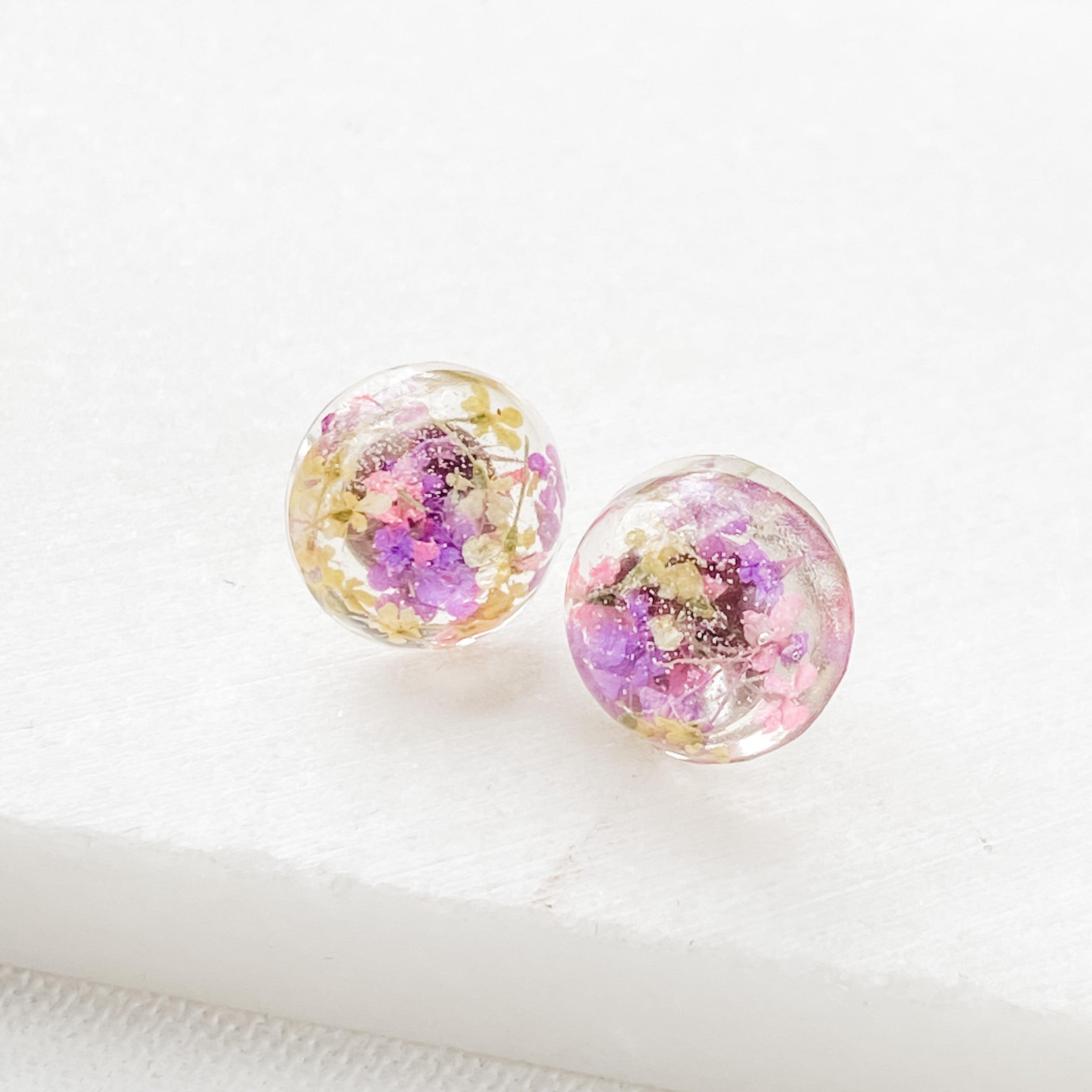 Fresh Flower Resin Stud Dot Earrings - Purple, Blue, Yellow Uni-T Earrings