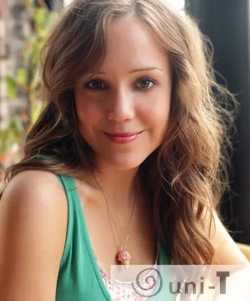 Scented Very Berry Strawberry Ice-Cream Necklace THJ