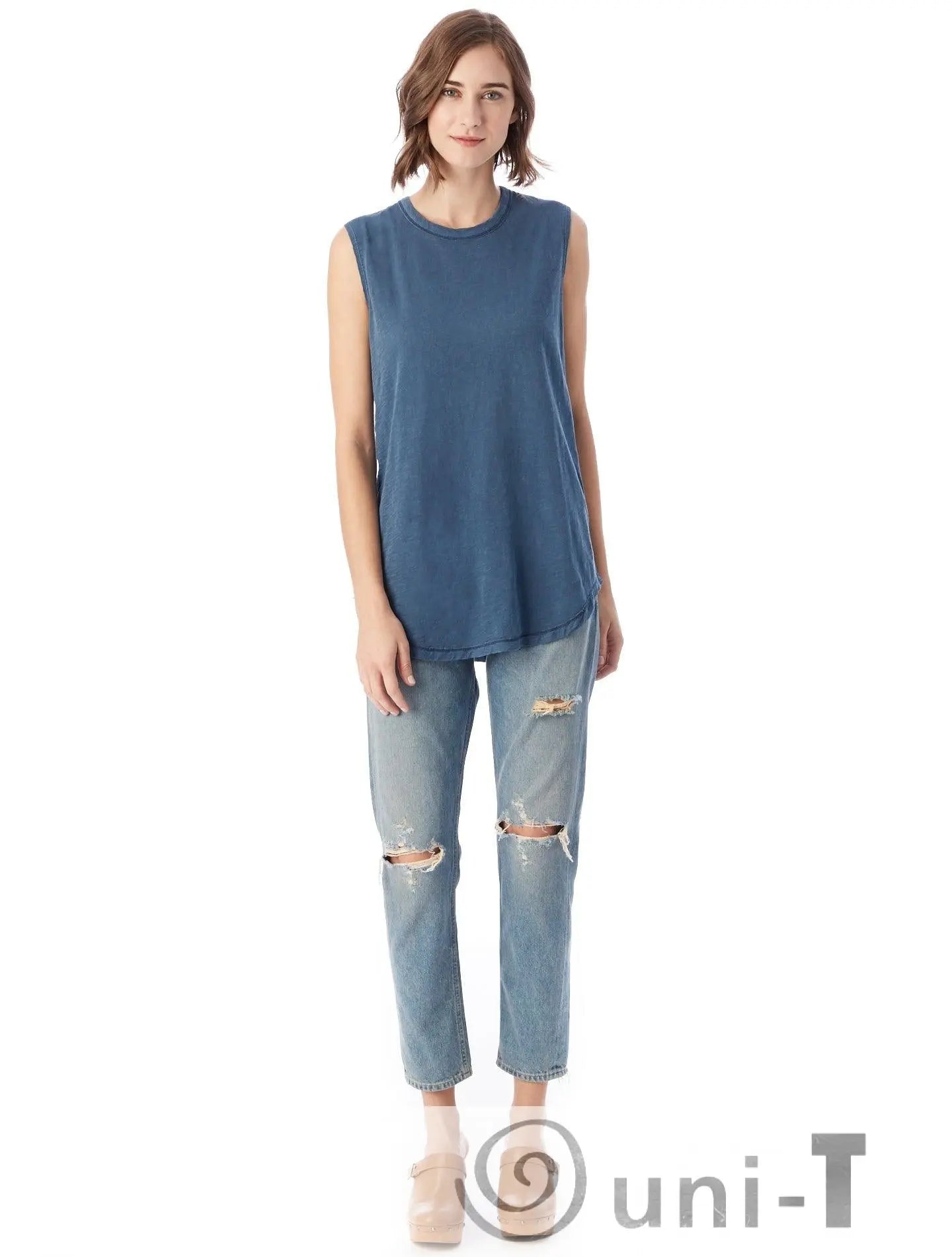 Sleeveless T-shirt : LIMITED Uni-T