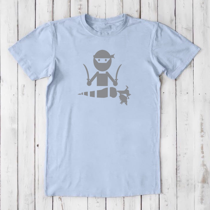 Light blue men's vegan T-shirt in bamboo and organic cotton with grey 'Veggie Ninja' graphic, sustainable and funny gift idea.