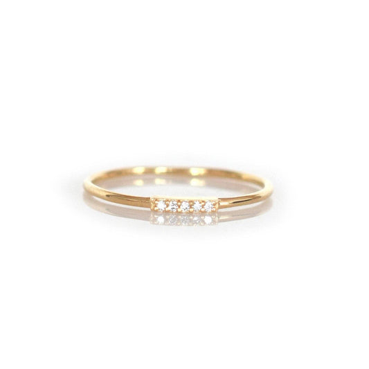 Solid Gold Diamond Alinea Ring: 6 La Kaiser