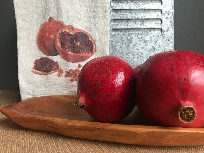 Pomegranate Gift Basket Uni-T Small Gifts