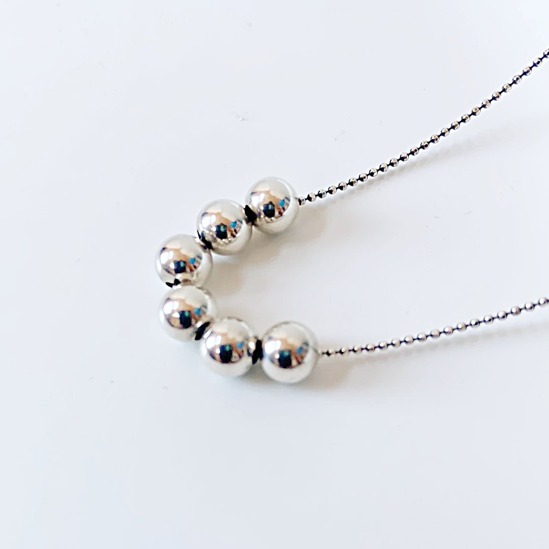 Beaded Silver Becklace, Fidget Necklace, Modern Necklace, Minimalist Necklace, Uni-T Janine Gerade