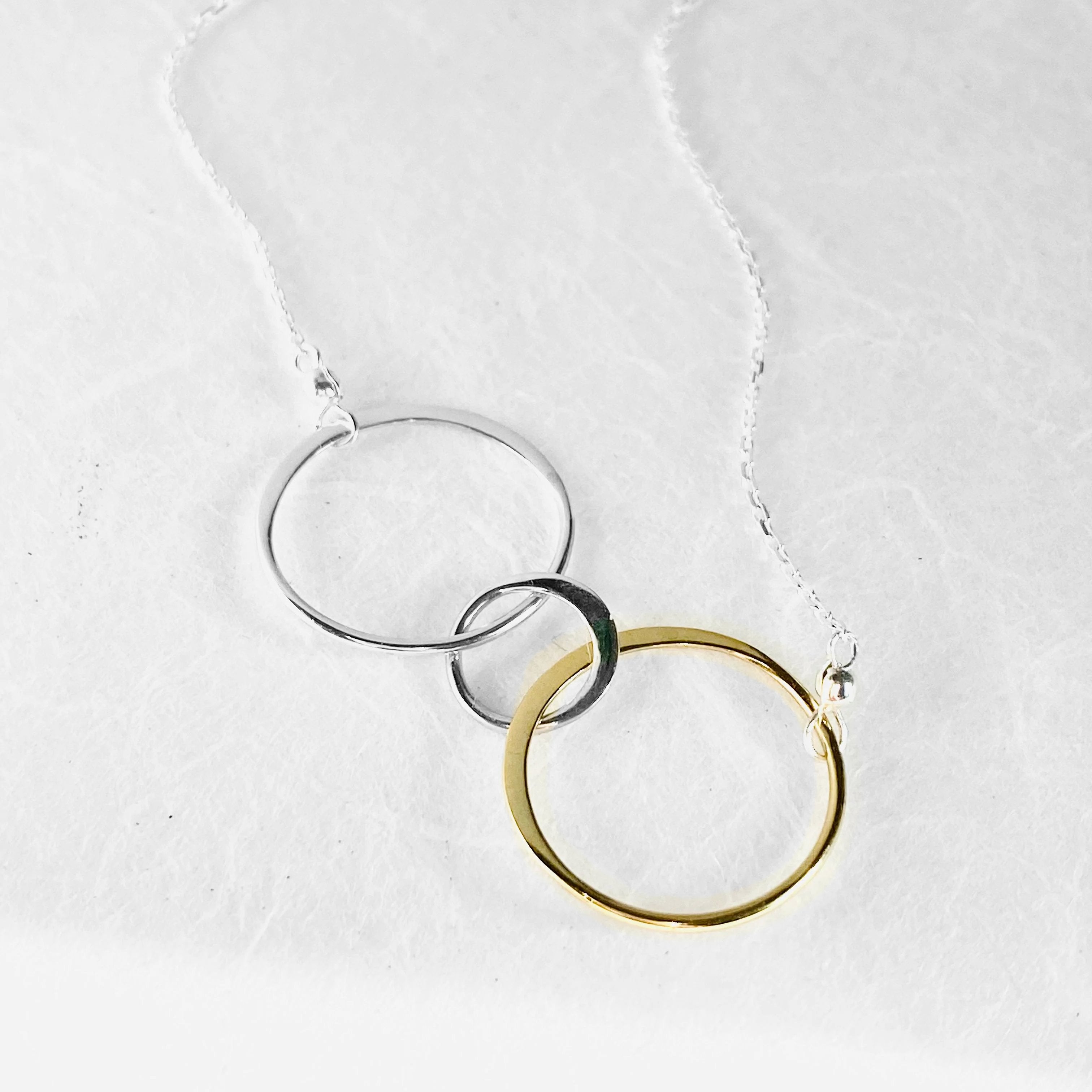 Uni-T, Circle Necklace, Infinity Necklace, Silver Necklace Janine Gerade
