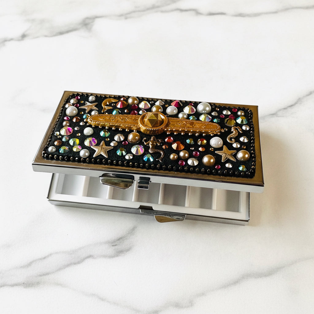 Long Pill Box, Container, Jewelry Box, Makeup Box-Uni-T Janine Gerade