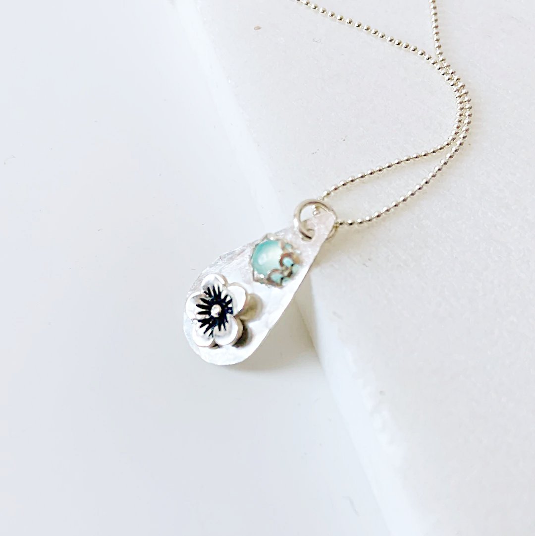 Silver Flower Necklace, Chalcedony Necklace, Silver Teardrop Necklace, Uni-T Janine Gerade